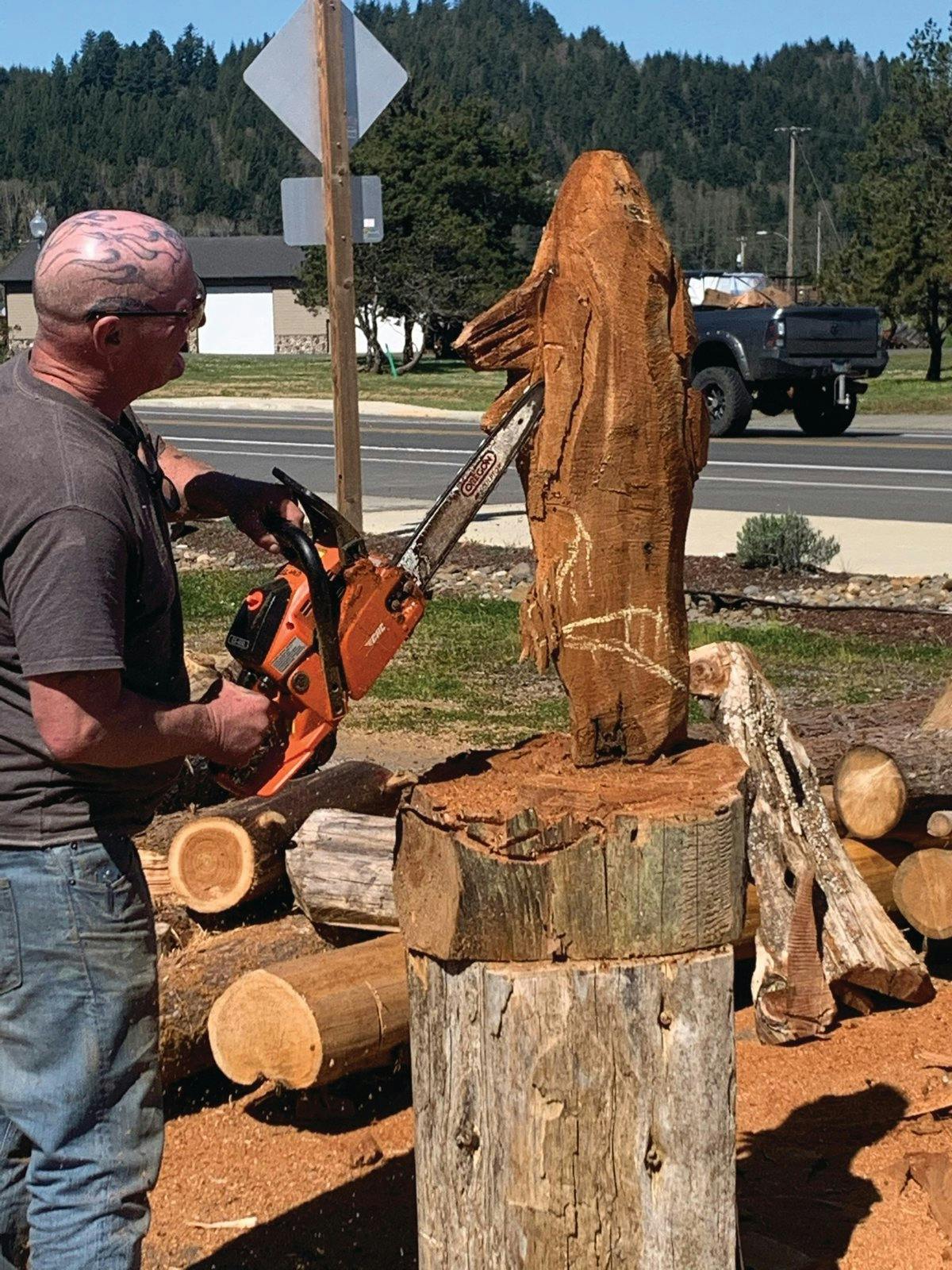 Attend the Chainsaw Carving Championship